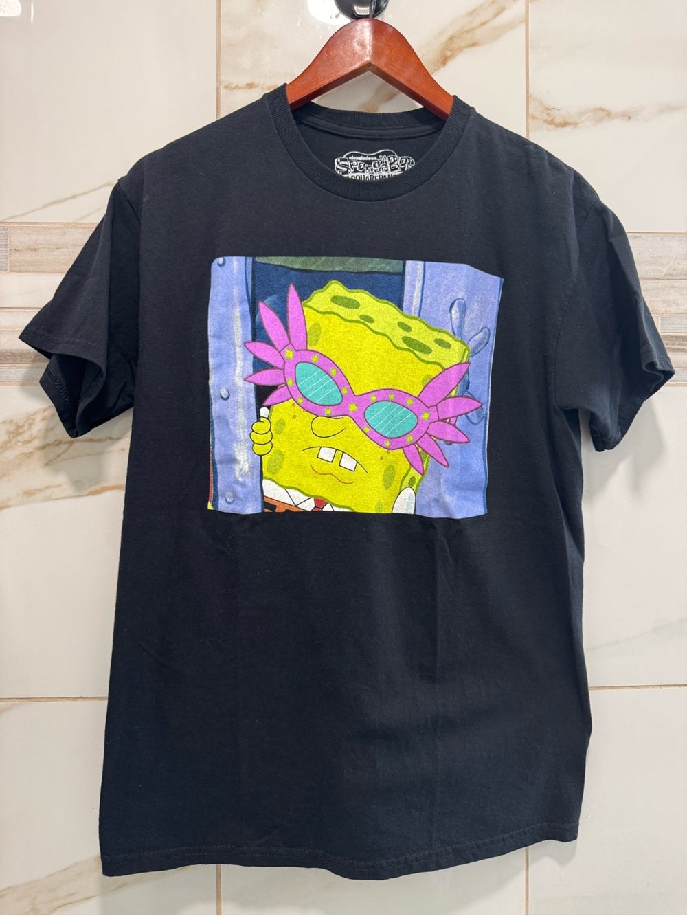 Nickelodeon Black SpongeBob Graphic Tee with Pink Sunglasses Y2K - Picture 5 of 7